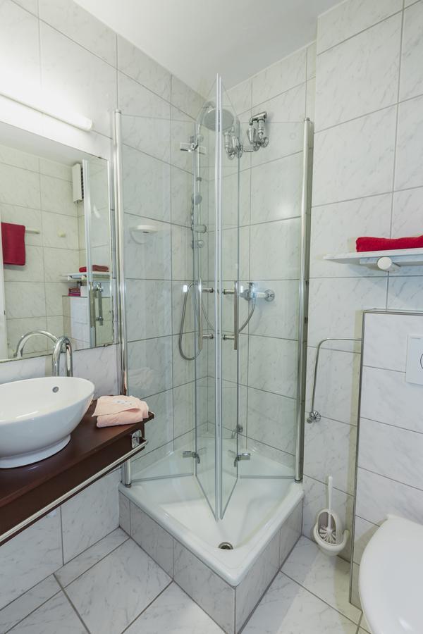 Hotel Excelsior Kassel Esterno foto