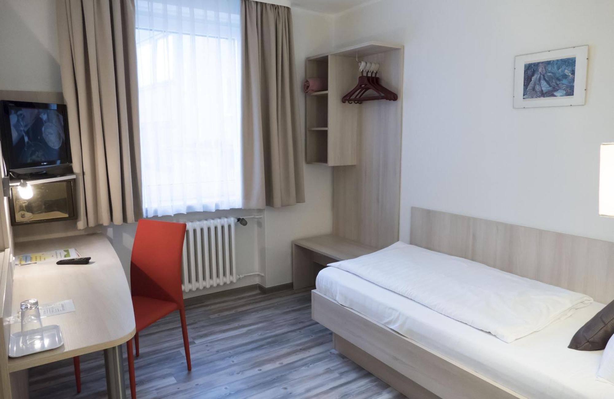 Hotel Excelsior Kassel Esterno foto